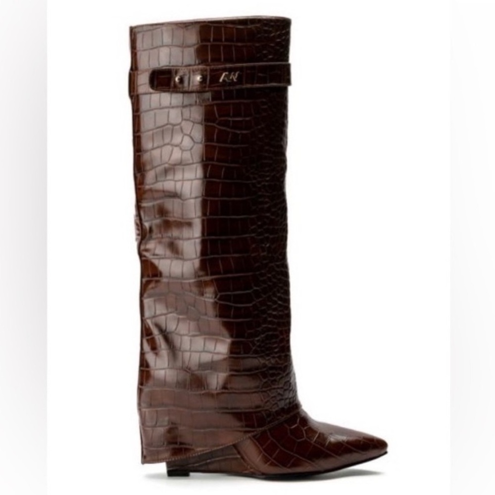 Azalea Wang Brown Croc-Embossed Heeled Boots